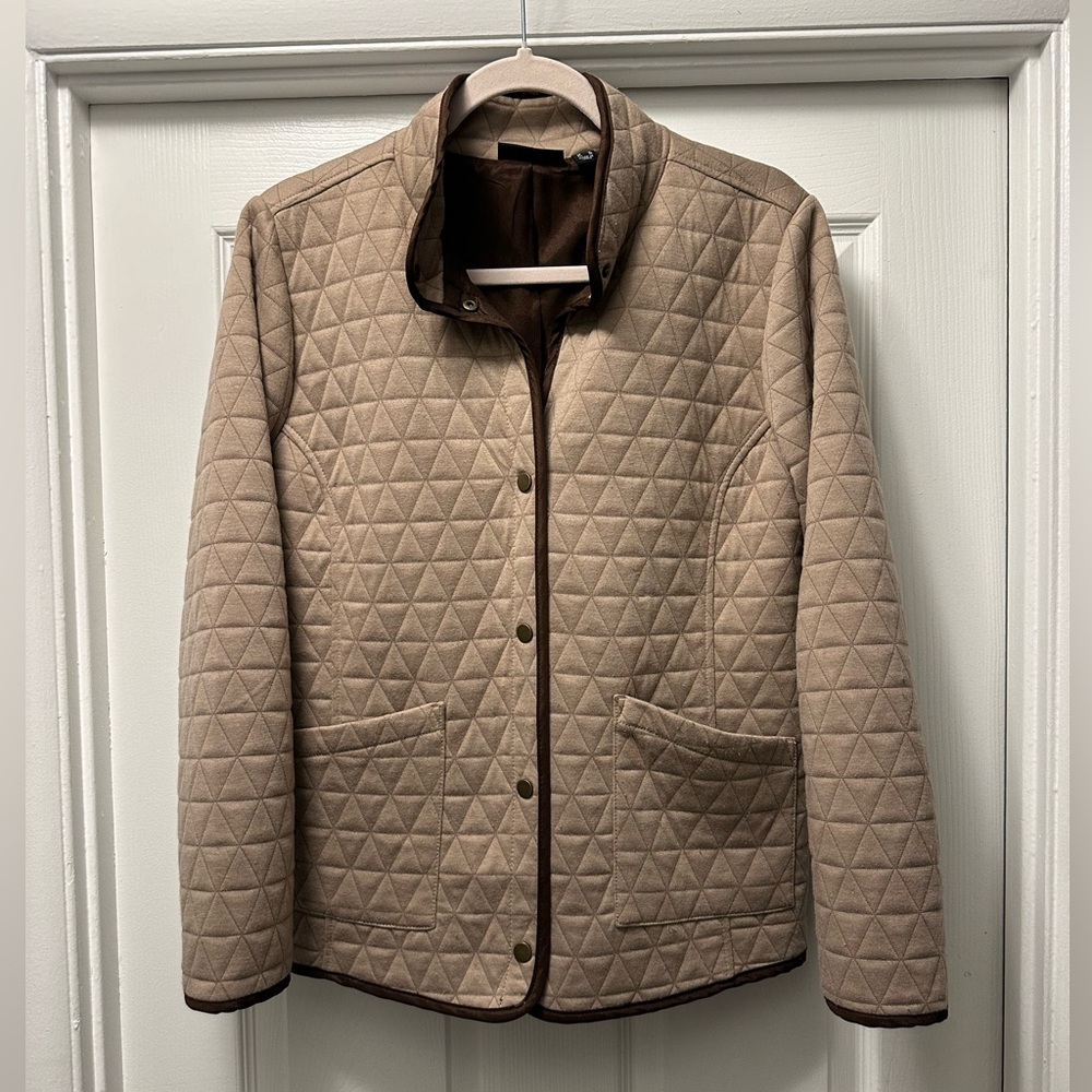 SUSAN GRAVER LIGHT WEIGHT KNIT QUILTED JACKET